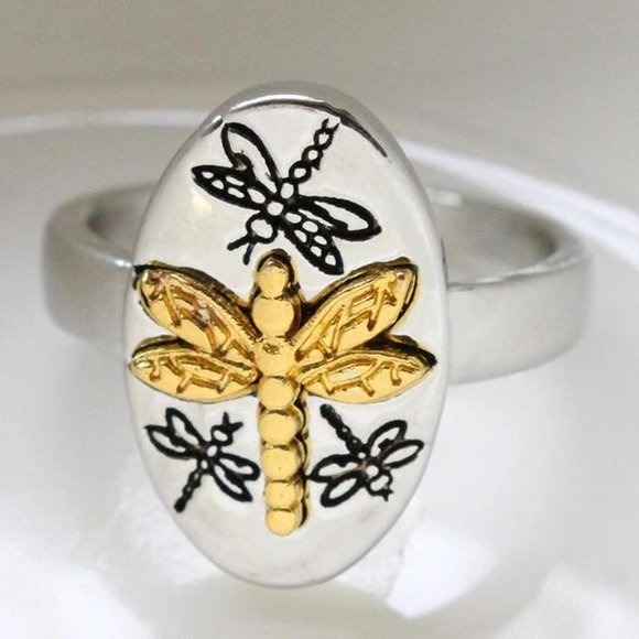 Sterling Silver Vintage Oval Golden Dragonfly Signet Ring - Picture 2 of 7